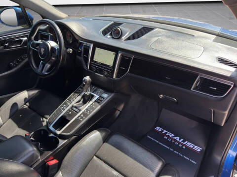 2016 Porsche Macan S