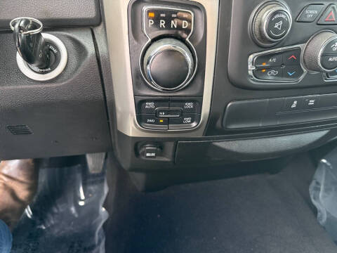 2019 RAM 1500 Classic SLT