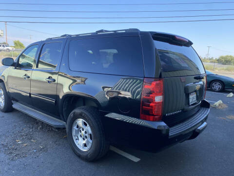 2014 Chevrolet Suburban LT