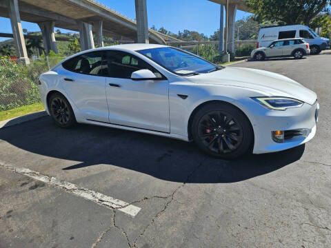 2016 Tesla Model S 90D