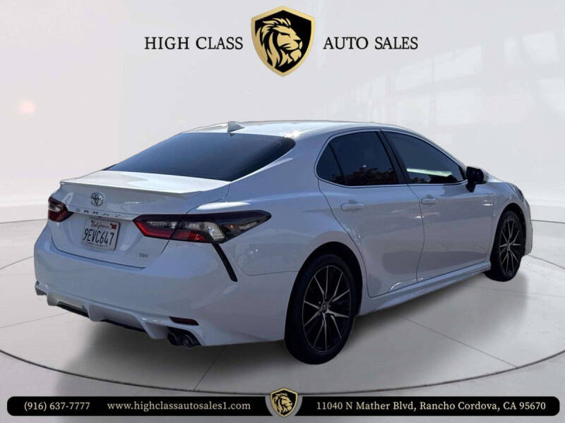 2023 Toyota Camry SE