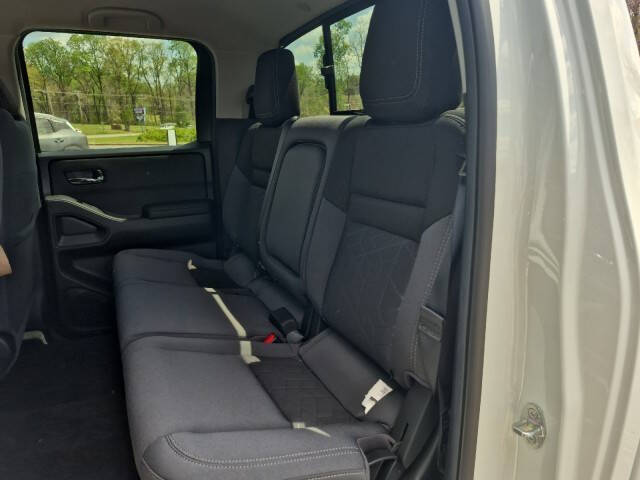 2026 Nissan Frontier SV