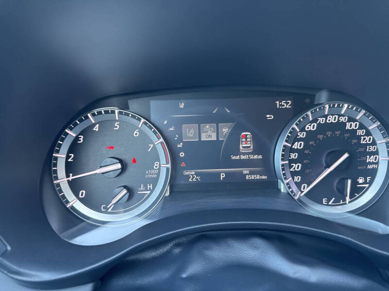 2022 Toyota Highlander Platinum