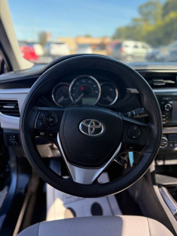 2015 Toyota Corolla LE Plus