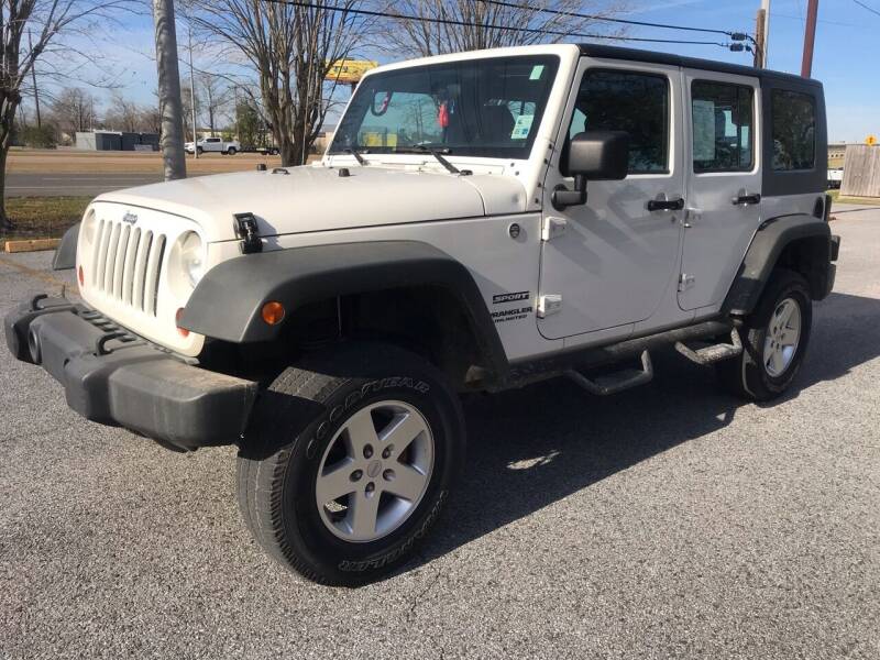 2010 Jeep Wrangler Unlimited for sale at SPEEDWAY MOTORS in Alexandria LA