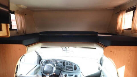 2004 Ford E-Series E-450 SD