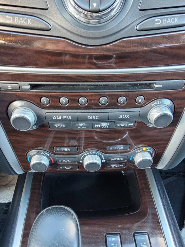 2014 Nissan Pathfinder SL