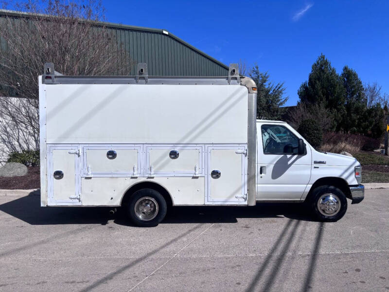 2012 Ford E-Series E-350 SD