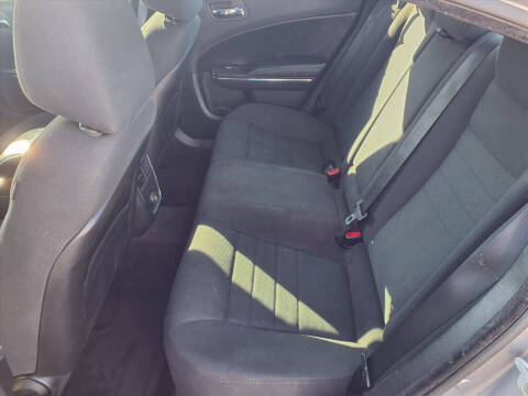 2013 Dodge Charger SE