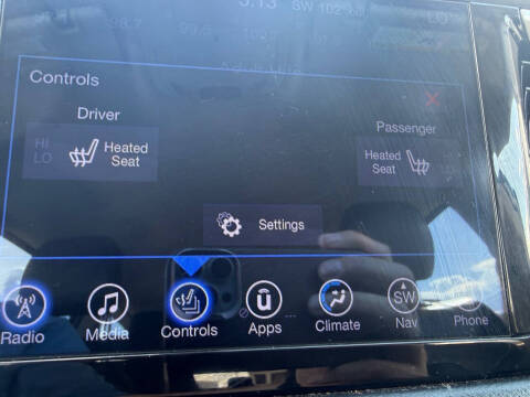 2017 Chrysler Pacifica Touring-L