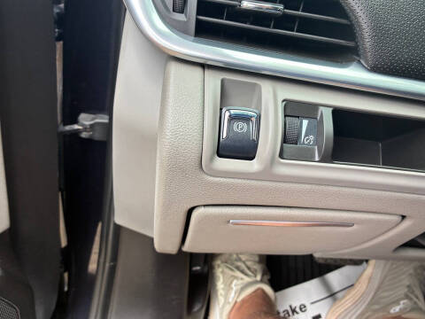 2013 Cadillac XTS Luxury Collection