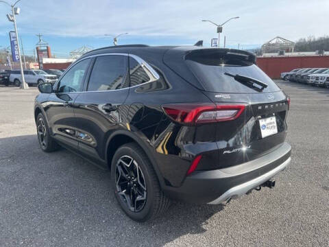 2026 Ford Escape Platinum