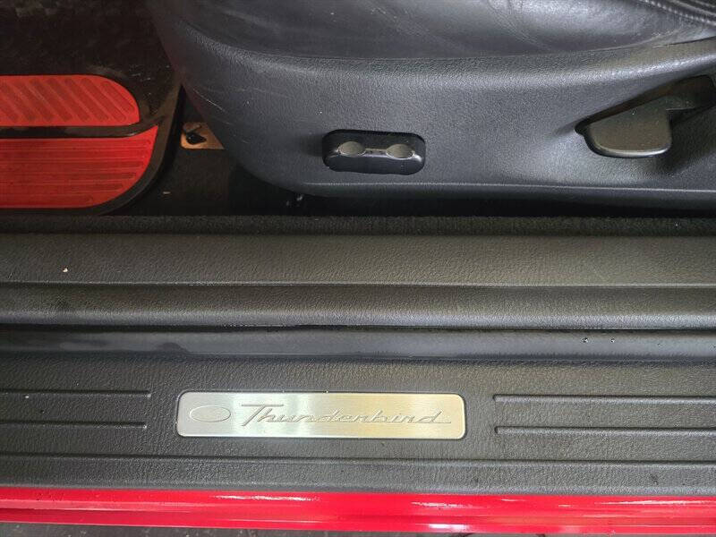 2002 Ford Thunderbird Deluxe