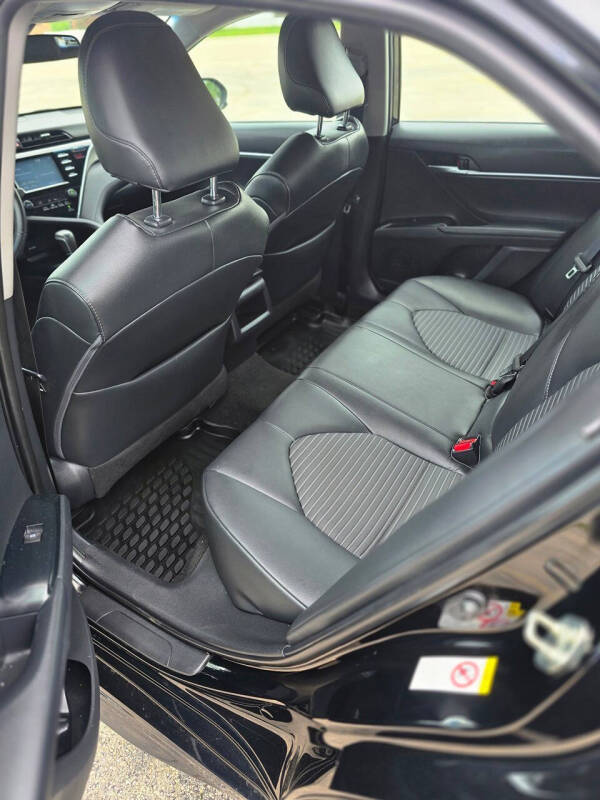 2018 Toyota Camry SE
