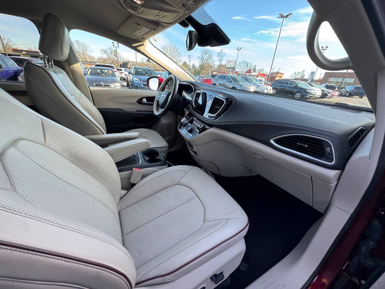 2018 Chrysler Pacifica for sale at Opus Motorcars in Utica, MI