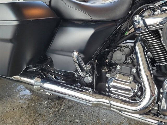 2022 Harley-Davidson Street Glide