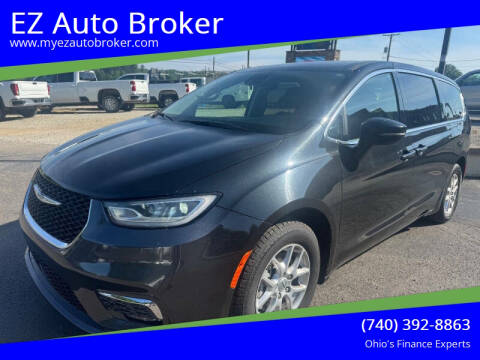 2023 Chrysler Pacifica Touring L