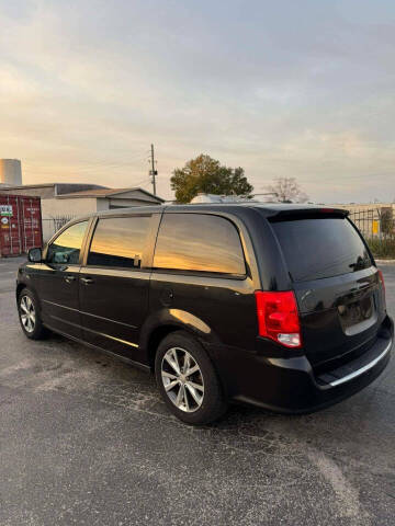 2014 Dodge Grand Caravan SE