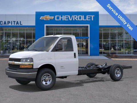 2025 Chevrolet Express 3500
