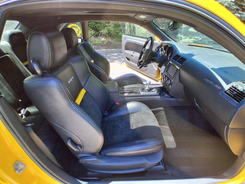 2010 Dodge Challenger SRT8
