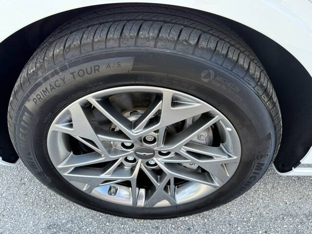 2025 Genesis GV70 2.5T Standard