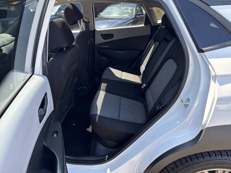 2021 Hyundai Kona SEL Plus