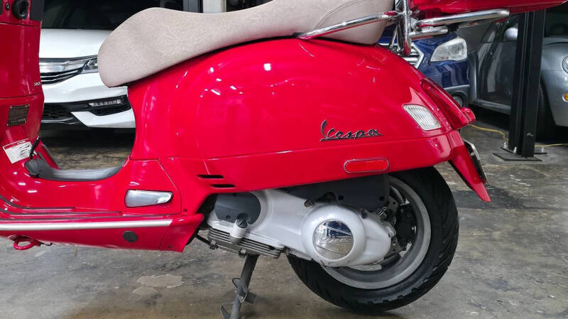 2007 Vespa GTS250ie