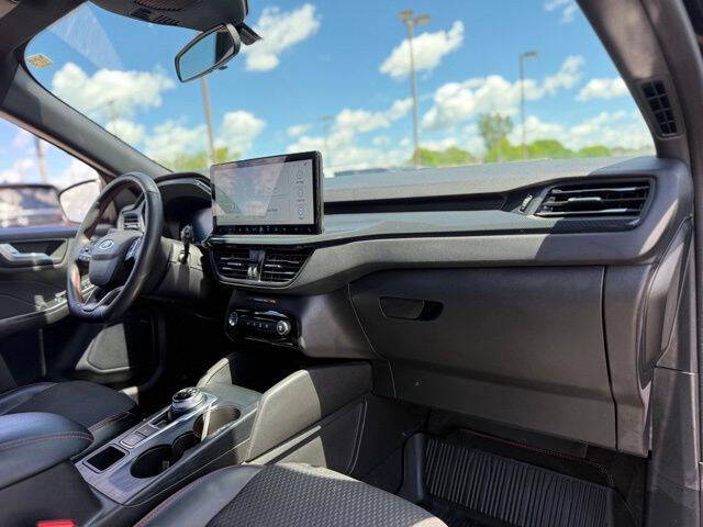 2023 Ford Escape ST-Line Select