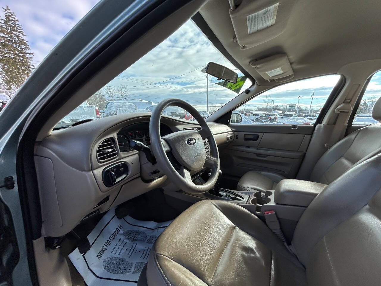 2005 Ford Taurus for sale at Upstate Auto Gallery in Westmoreland, NY