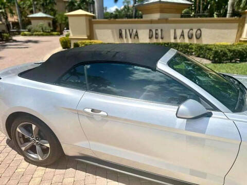 2015 Ford Mustang V6