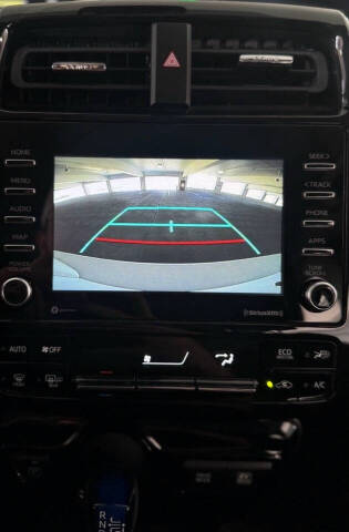 2022 Toyota Prius LE