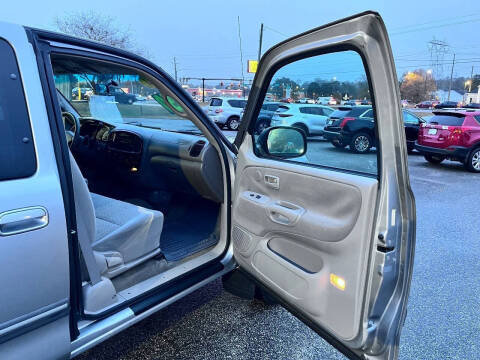 2004 Toyota Tundra SR5