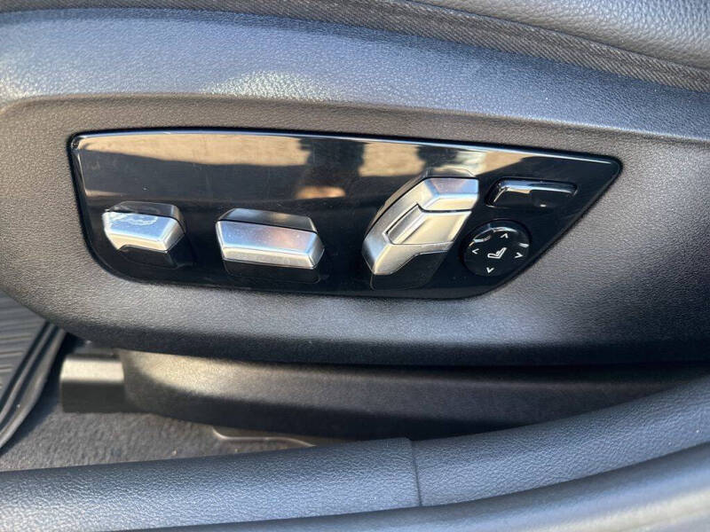 2018 BMW 5 Series 540i