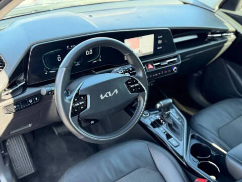 2023 Kia Niro