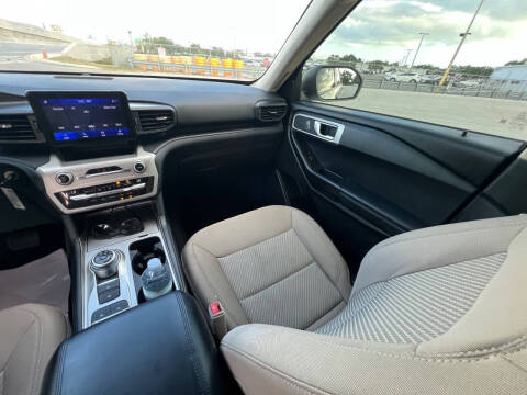2021 Ford Explorer
