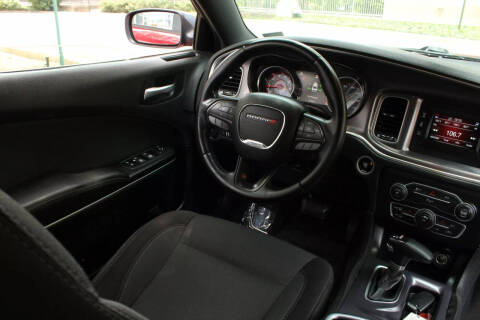 2016 Dodge Charger SE