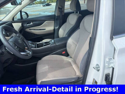 2023 Hyundai Santa Fe SE