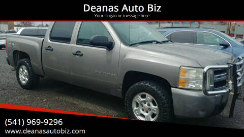 2008 Chevrolet Silverado 1500 for sale at Deanas Auto Biz in Pendleton OR