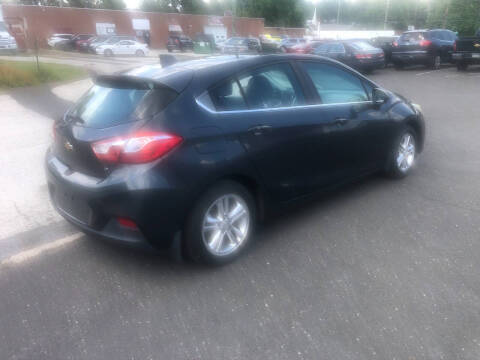 2017 Chevrolet Cruze LT Auto