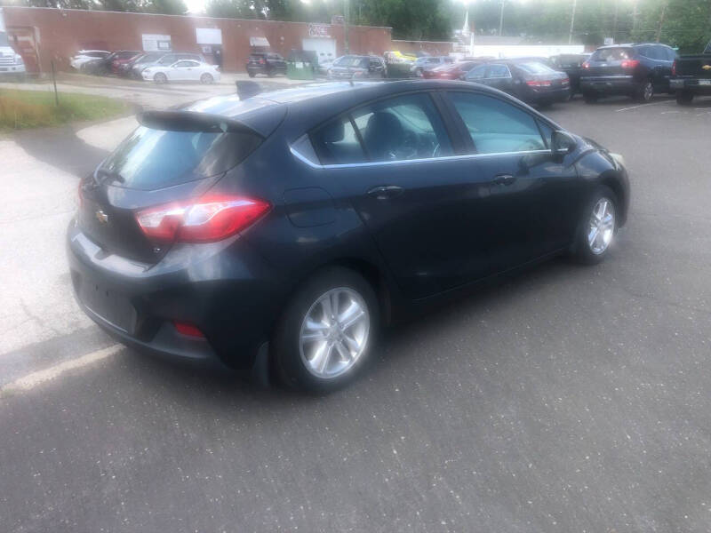 2017 Chevrolet Cruze LT Auto
