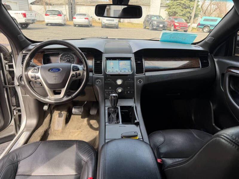 2016 Ford Taurus Limited