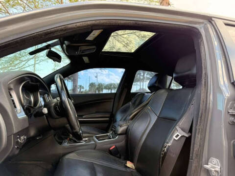 2019 Dodge Charger SXT