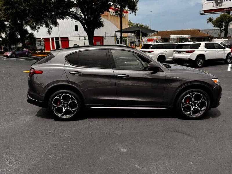 2023 Alfa Romeo Stelvio Veloce