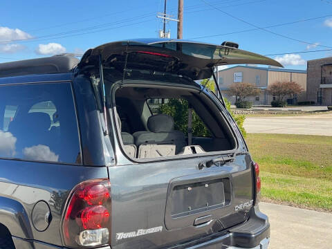2004 Chevrolet TrailBlazer EXT LT