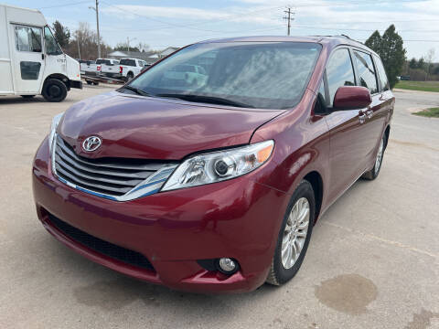 2017 Toyota Sienna for sale at Schmidt's in Hortonville WI