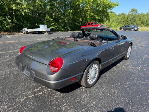 2003 Ford Thunderbird