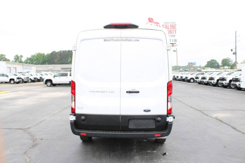 2024 Ford Transit 250
