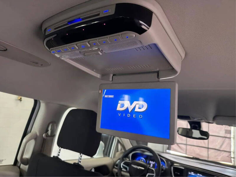 2020 Chrysler Pacifica Touring