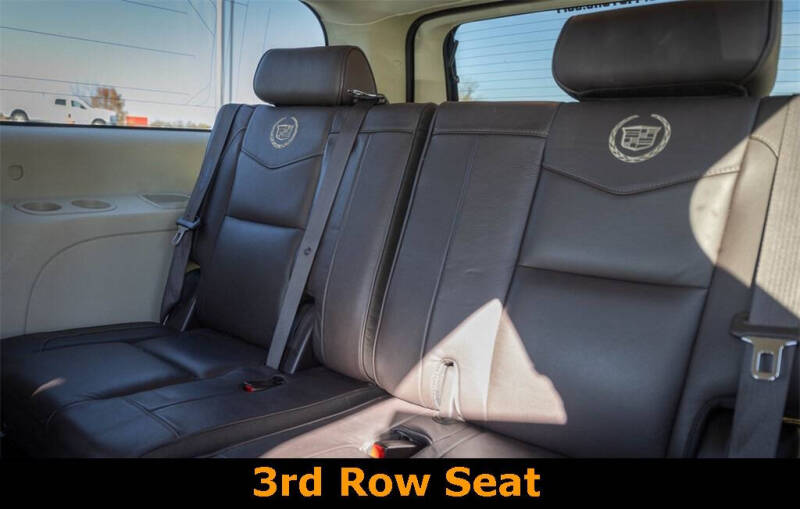 2011 Cadillac Escalade ESV Platinum Edition