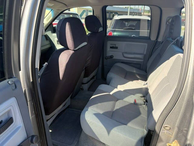 2005 Dodge Dakota ST